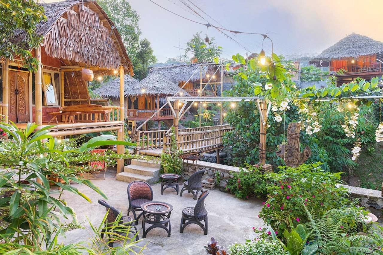 Onong'S Homestay & Cafe 토모혼 외부 사진